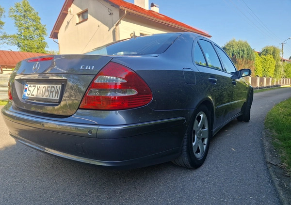 Mercedes-Benz Klasa E cena 37500 przebieg: 301000, rok produkcji 2005 z Żywiec małe 121